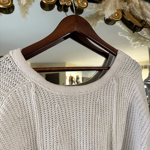 Free People Oversized Knit Long Butterfly Sleeve Cream Ivory Sweater - Picture 7 of 9